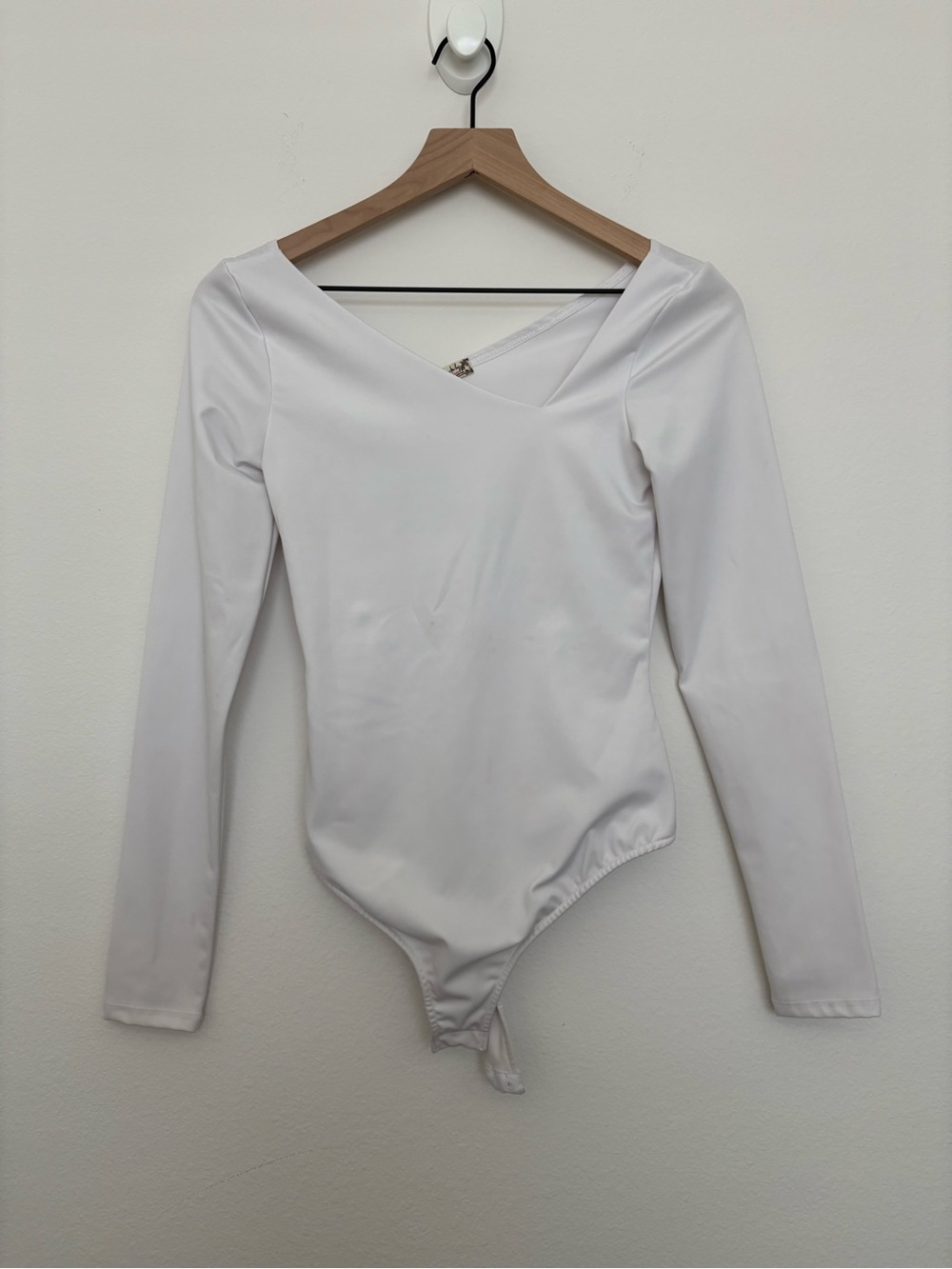 Free People White Long-Sleeve V-Neck Bodysuit